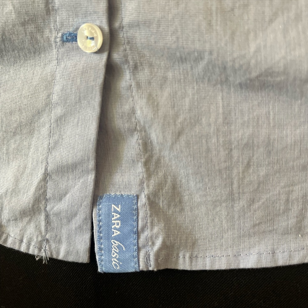 ZARA Basic Button down top - Picture 7 of 8